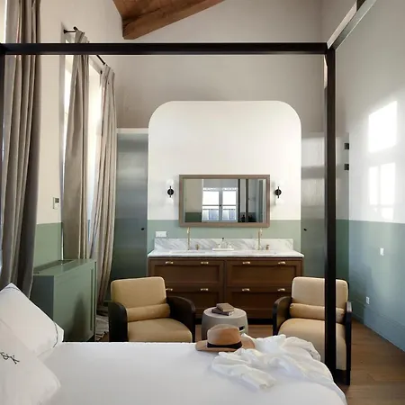 Aqkk Athinaidos Premium Quarters With Jaccuzi Athens
