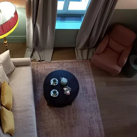 Aqkk Athinaidos Premium Quarters With Jaccuzi Athens Apartment